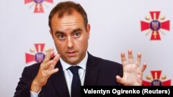  Ֆրանսիայի պաշտպանության նախարար Սեբաստիեն Լըկորնյուն, արխիվ