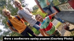 Богдан та Євген Самодії з племінником Тимуром