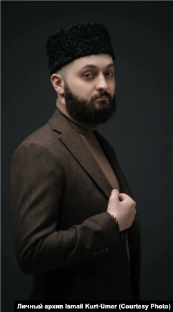 İsmail Kurt-Umer, Ukrayına Silâlı quvetleriniñ solisti