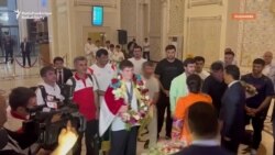 Tajik Officials, Fans Hail Judo Star Who Won World Championship Medal
