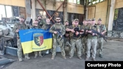 Богдан Конотоп разом із побратимами з 24 бригади