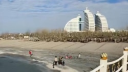 Diňle: Türkmenbaşyda dynç alýanlaryň ençemesi myhmanhanalary terk etmäge mejbur edildi