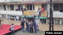Armenia - People are evacuated from a flooded town in Lori province, May 26, 2024.