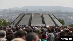 Armenia - People march to the Armenian Genocide Memorial in Yerevan, April 24, 2024.