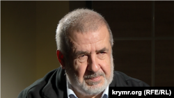 Qırımtatar Milliy Meclisiniñ reisi Refat Çubarov