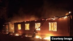 Чайканага күйүп жатканы тууралуу 8-июнга караган түнү, саат 2ден өткөндө маалымат түшкөн.