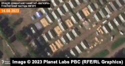 Працэс дэмантажу намётаў у паўночнай частцы вайсковай базы. Здымак за 14 жніўня 2023 году.