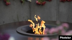 Armenians Hold Somber Memorials To Mark Genocide Remembrance Day