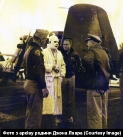 Після порятунку з палаючого літака