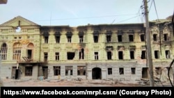 Центр сучасного мистецтва «Готель Континенталь» у центрі Маріуполя 