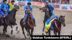 "Ынтымак" жана "Сары-Өзөн" командаларынын беттеши. Бишкек шаары. 21-март, 2023-жыл. 