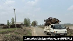 Барактын тургундарынын көчү