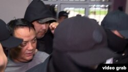 Райымбек Матраимов Бишкектин Биринчи май райондук сотунда. 27-март, 2024-жыл.