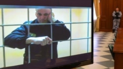 Могут ли обменять Алексея Навального – и кто такой Вадим Красиков?