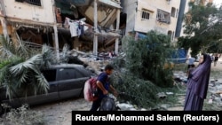 آثار حمله هوایی اسرائیل به خان‌یونس