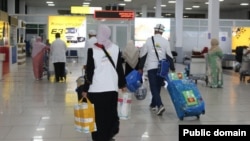 Ажылыктан келген кыргызстандыктар. Ош эл аралык аэропорту. 23-июнь, 2024-жыл.