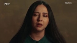 Манижа дар бораи кӣ буданаш тарона хонд
