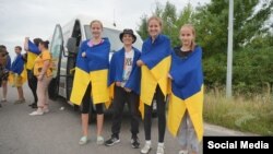 Орус бийлиги чыгарып кеткен 11 бала Украинага кайтарылды.