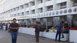 Diňle: Aşgabatda Garaşsyzlygyň öňüsyrasynda döredilen “azyk bolçulygy we arzançylygy” aradan aýryldy