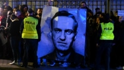 Diňle: 'Halky gorkuzmak guraly'. Türkmenistanlylar Nawalnynyň ölümi barada pikir paýlaşýarlar