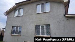 Шелтер на Незламній, де тепер живе Анатолій