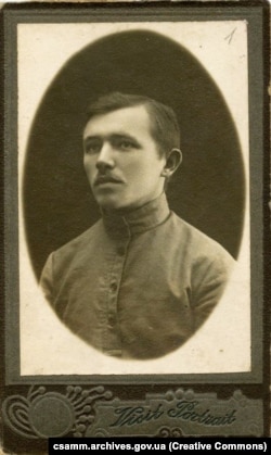 Видатний український поет і перекладач Борис Тен (1897–1983). Житомир, 1920 рік