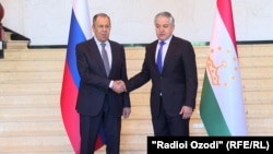 Сирожиддин Мухриддин жана Сергей Лавров. 6-июнь, 2023-жыл. Дүйшөмбү шаары.