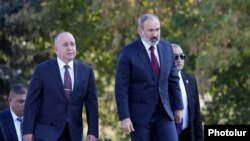 Նիկոլ Փաշինյան և Արշակ Կարապետյան, արխիվ