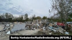 Наслідки ракетного удару армії РФ по селу Гроза у Харківській області, 6 жовтня 2023 року