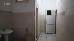 'Üfunət iyindən nəfəs almaq olmur'- yataqxanada qalan məcburi köçkün