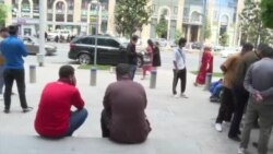 Ваъдаи кори тоҷикон дар Бритониё дурӯғ баромад?
