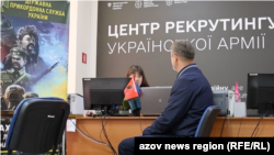 Чоловіки переважно цікавляться вакансіями операторів БПЛА або водіїв