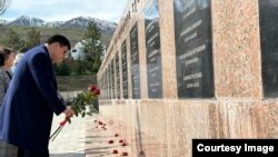 КСДП Апрель окуясынын курмандыктарын эскерди. Ата-Бейит. 7-апрель, 2024-жыл.