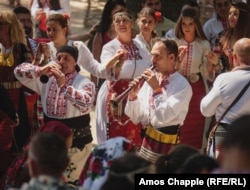 Sazandalar we tansçylar