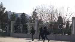 Diňle: Mekdepler abatlaýyş işlerine niýetläp, ýene okuwçylardan pul ýygnap başlady
