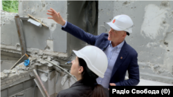 Геннадій Труханов на одному з будівництв в Одесі. Він тримався іміджу «міцного господарника»