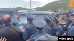 Լուսանկարը՝ «Մարտական եղբայրության» ֆեյսբուքյան էջում հրապարակված տեսանյութից, որը, ըստ ՀԿ-ի, արվել է ապրիլի 21-ին