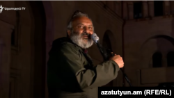 Բագրատ սրբազան, արխիվ