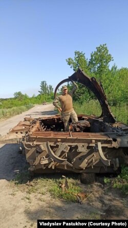 Херсонець зараз воює на сході України