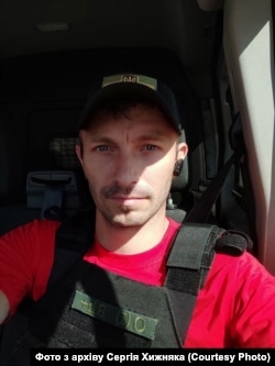 Сергій Хижняк під час однієї з волонтерських поїздок