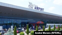 On June 30, Tajik national Rustam Asurov seized a gun from a security officer after being refused entry to Moldova. Two security officers were killed in the shoot-out. 