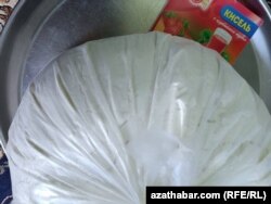 Un we möhleti geçen kisel, jelly