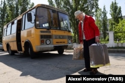 Нова Каховка, російська «евакуація» місцевих жителів після руйнації Каховської ГЕС, 7 червня 2023 року, ілюстративне фото