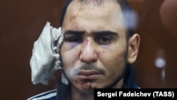 Один із підозрюваних у здійсненні теракту зʼявився в суді зі слідами тортур, Росія, березень 2024 року