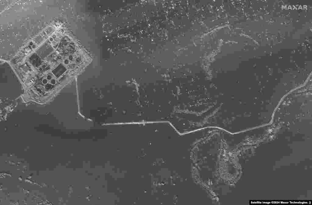 Before-and-after views of additional breached levees around the city Russia&#39;s Emergencies Ministry said water levels had declined in a number of areas but that water levels remain dangerous in the Ural River outside Orsk, Orenburg, and Ilek.