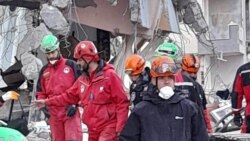  Aşgabatda Türkiýede ejir çekenler üçin ýorgan toplanýar