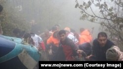 تصویری از انتقال اجساد کشته‌شدگان سقوط بالگرد حامل ابراهیم رئیسی و هیئت همراه او