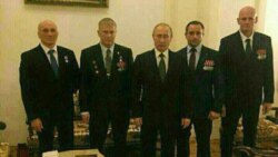 Аьрру агӀорхьара аьтту aгӀop: Кузнецов Александр, Трошев Андрей, президент Путин Владимир, Богатов Андрей, Уткин Дмитрий. 2017-чу шарахь "ВКонтактера" WAR NEWS TODAY пабликехь дара хIара сурт