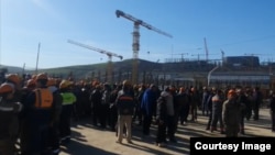 Enter Engineering ва Eriell ширкатларида ишчи-ходимларга маошларини вақтида тўламаслик сурункали муаммога айланган. 