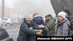 Одесса шаарынын тургундары орус армиясынын чабуулдарынан кийин. 29-декабрь, 2023-жыл.